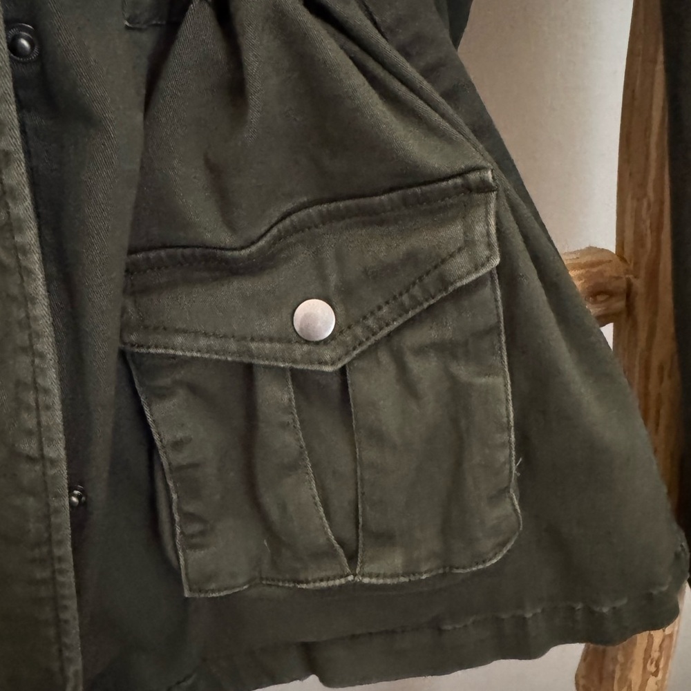 Market & Spruce - Olive Green Women's Utility Jacket - Picture 3 of 10